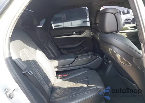 2014 Audi S8 4.0T z USA, uszkodzony, nr VIN WAUD2AFD7EN003190